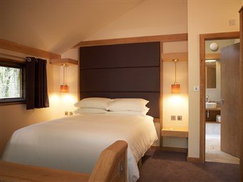 goha-bed1-bw